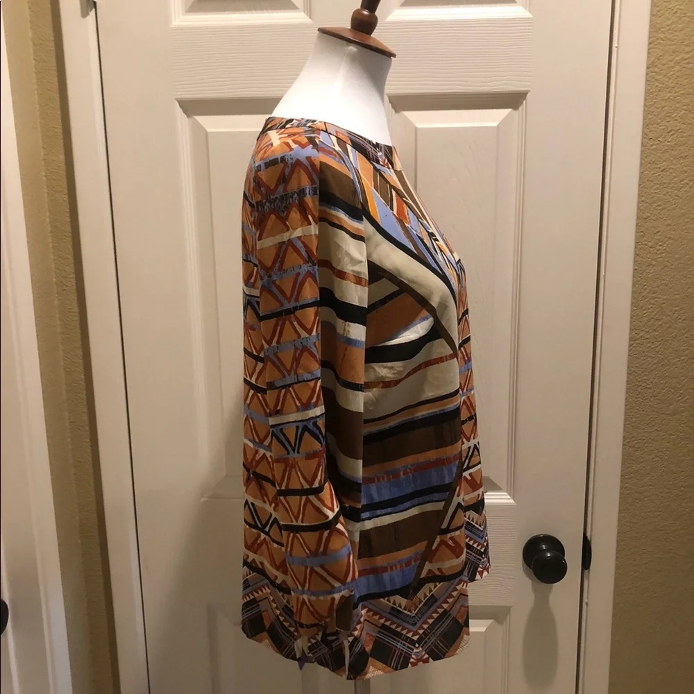 Beautiful Chico's petite blouse NWOT